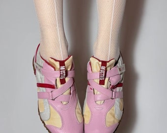 Mustang vintage pink trainers