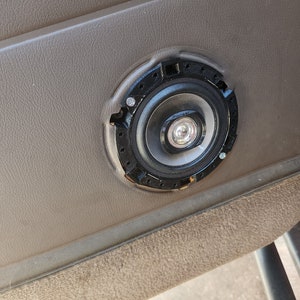 FJ80 / FZJ80 Landcruiser rear door speaker spacer for use with Factory Grille