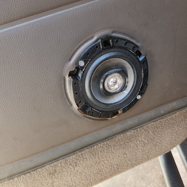 FJ80 / FZJ80 Landcruiser rear door speaker spacer for use with Factory Grille