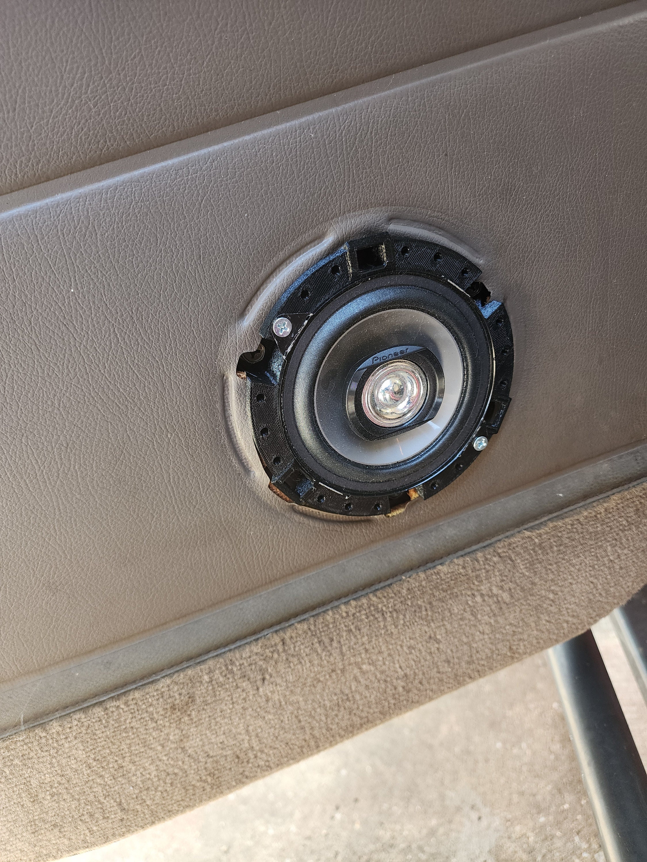 FJ80 / FZJ80 Landcruiser Rear Door Speaker Spacer for Use With