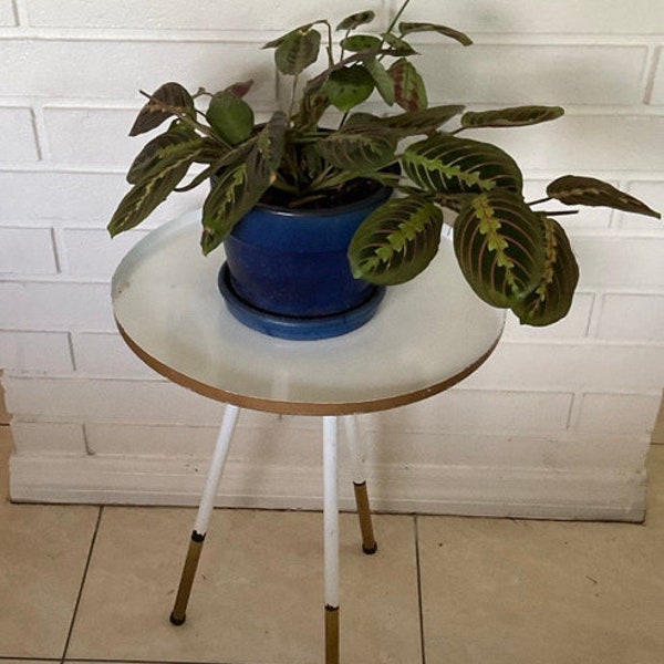 Vintage MCM Metal Side Table or Plant Stand.