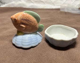 Vintage Takahashi San Francisco Trinket Box Tropical Fish Themed.
