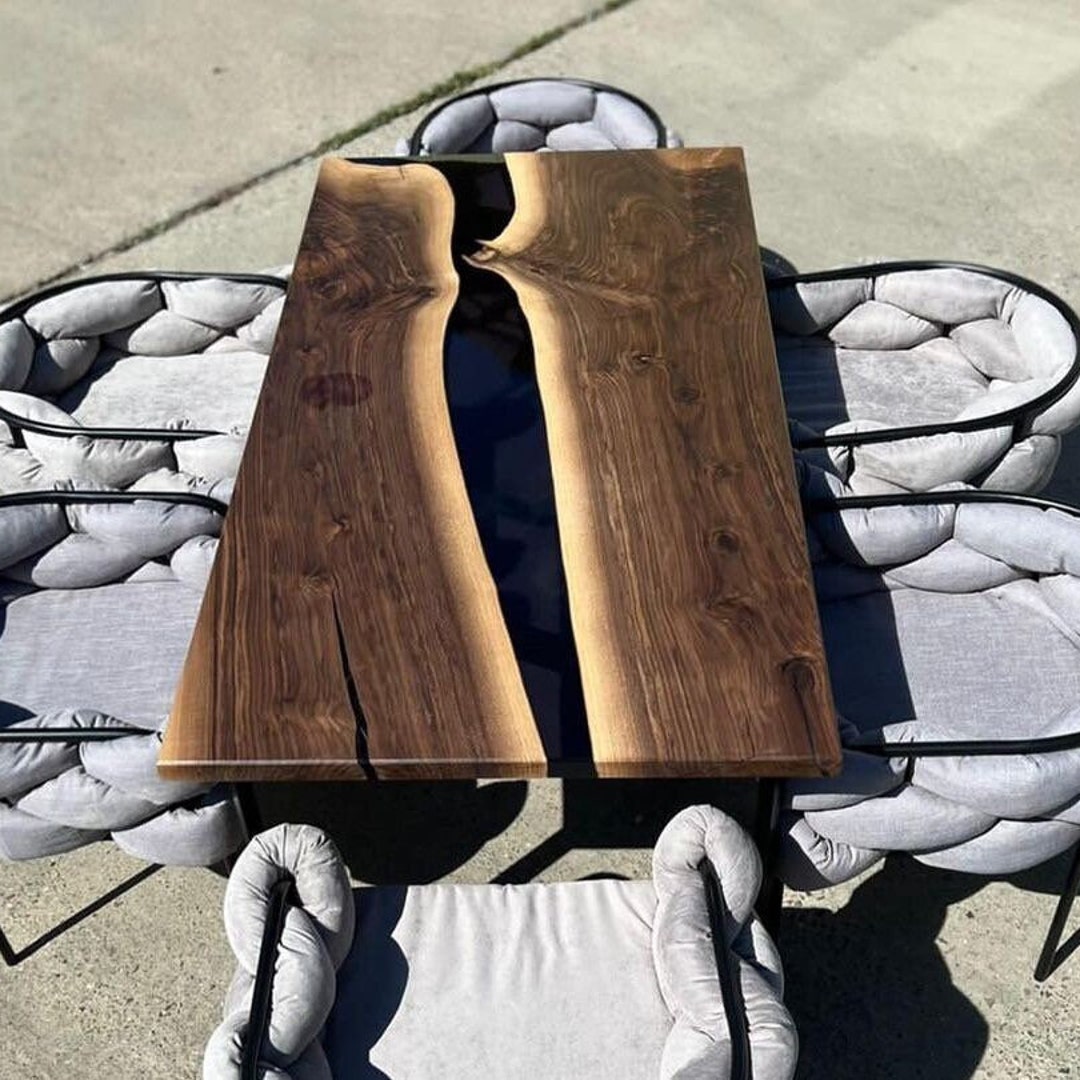 Custom Black Epoxy Table Top Dining Table Epoxy Resin With Walnut Wood