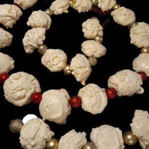 Giant Faux Popcorn Garland 3ft