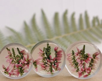 Real Heather Plug, Double Flared , Resin Plug with Flowers, Natural Ear Plug, Heather Tunnels, Pnk FlowerPlugs, Wedding Gauges, Floral Plugs