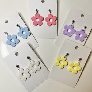 Flower clay earrings