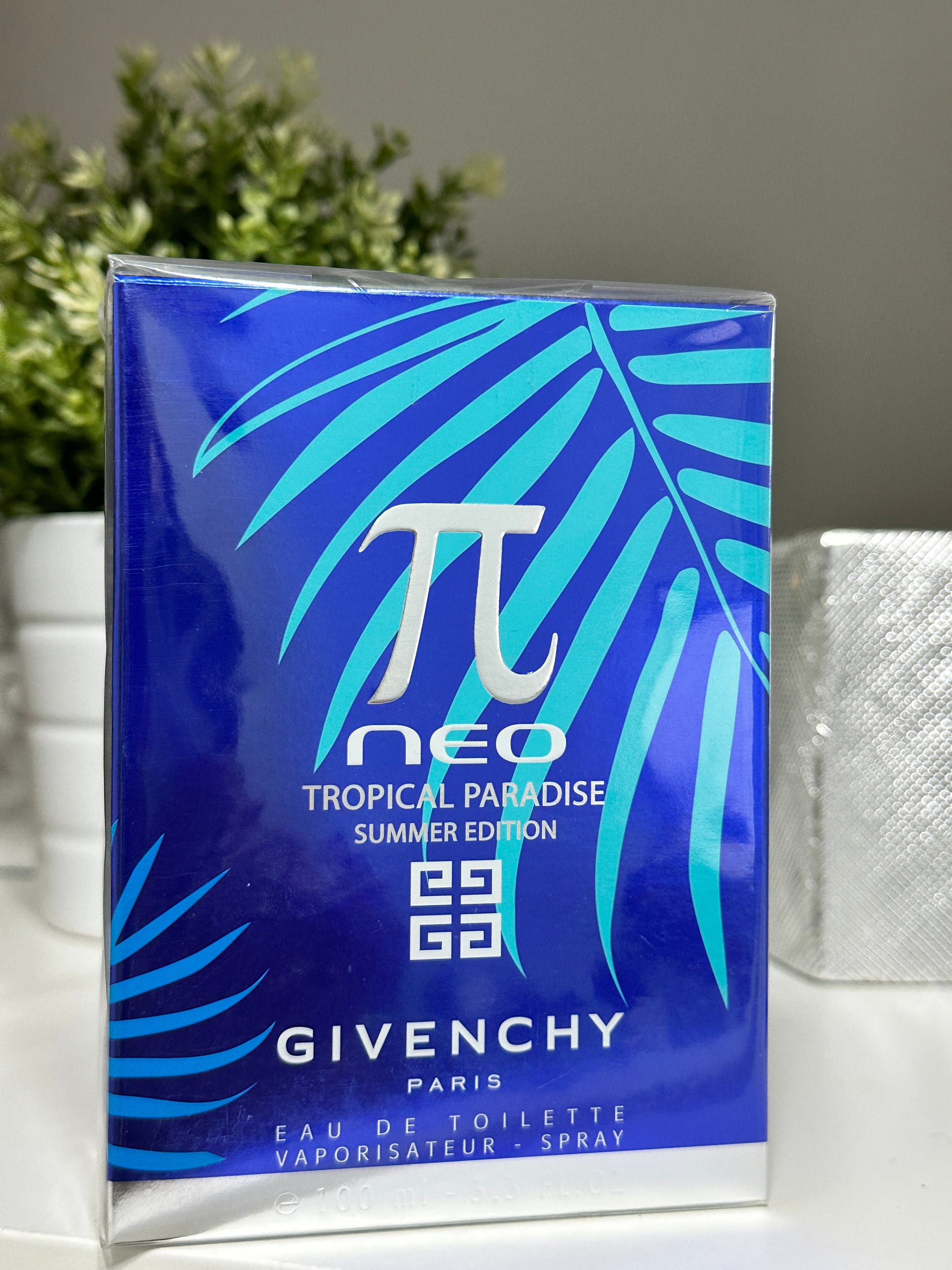 Givenchy pi online neo tropical paradise