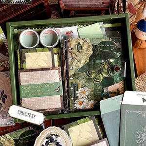 Caja de regalo de papelería de 155 piezas, kits para diarios basura, papel de diario vintage, paquete de papel para álbumes de recortes, pegatinas, material efímero, cintas, suministros de papel para manualidades.