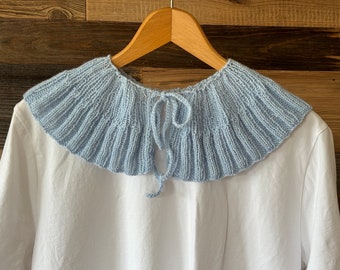 Abnehmbarer Strickkragen / handgemacht / Accessoire / Geschenk für Sie / Retro Stil / hochwertiges Garn