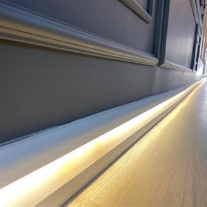 LED Light Insert Baseboard Molding: Waterproof Polymer Skirting Board (78.74&quot; x 4.5&quot; x 0.78&quot;)