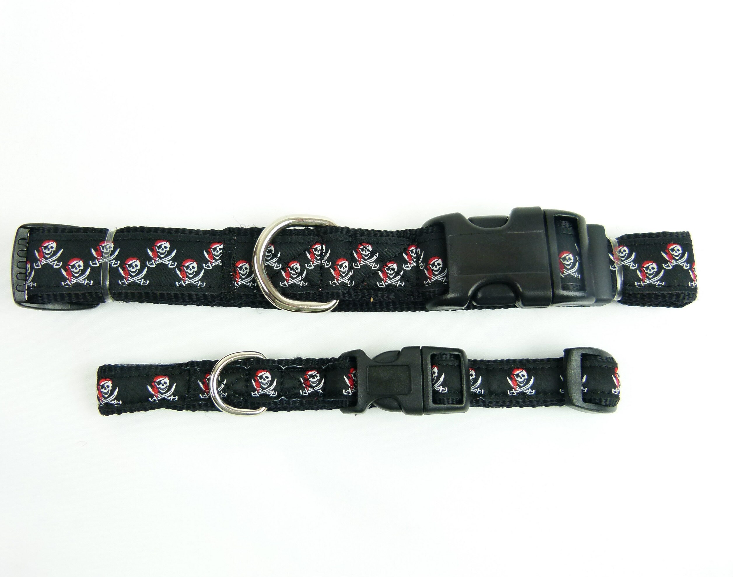 Douglas Paquette Skull and Cross Bones Dog Collars and Leashes
