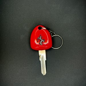 Ferrari keyring - Etsy 日本