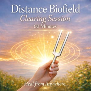 Puede incluir: Imagen de un diapasón sostenido en una mano, con el texto "Distance Biofield Clearing Session 60 Minutes" y "Heal from Anywhere". El fondo presenta una explosión de luz dorada y círculos concéntricos.