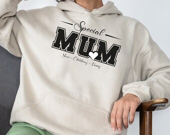 Personalisierte Mama Hoodie, Mama Hoodie, personalisierte Mama Hoodie, Mama Geschenk für Winter, Mutter Geburtstag Hoodie, Muttertagsgeschenk, Weihnachten Mama Geschenk