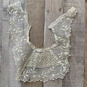 Antique Eyelet Lace Sailor Collar bib