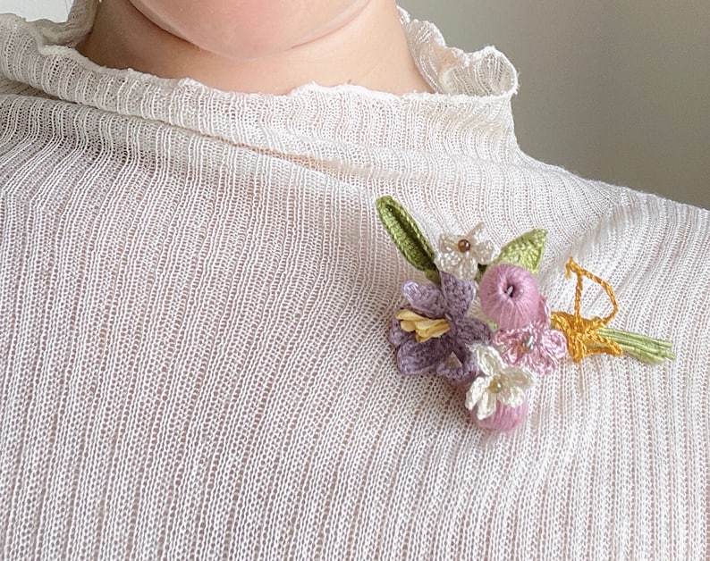 Cosmos violet flower brooch, Wedding flower boutonniere, Microcrochet, Spring flower pin, Floral Gifts for mum, Easter gifts, Thank you gift image 8