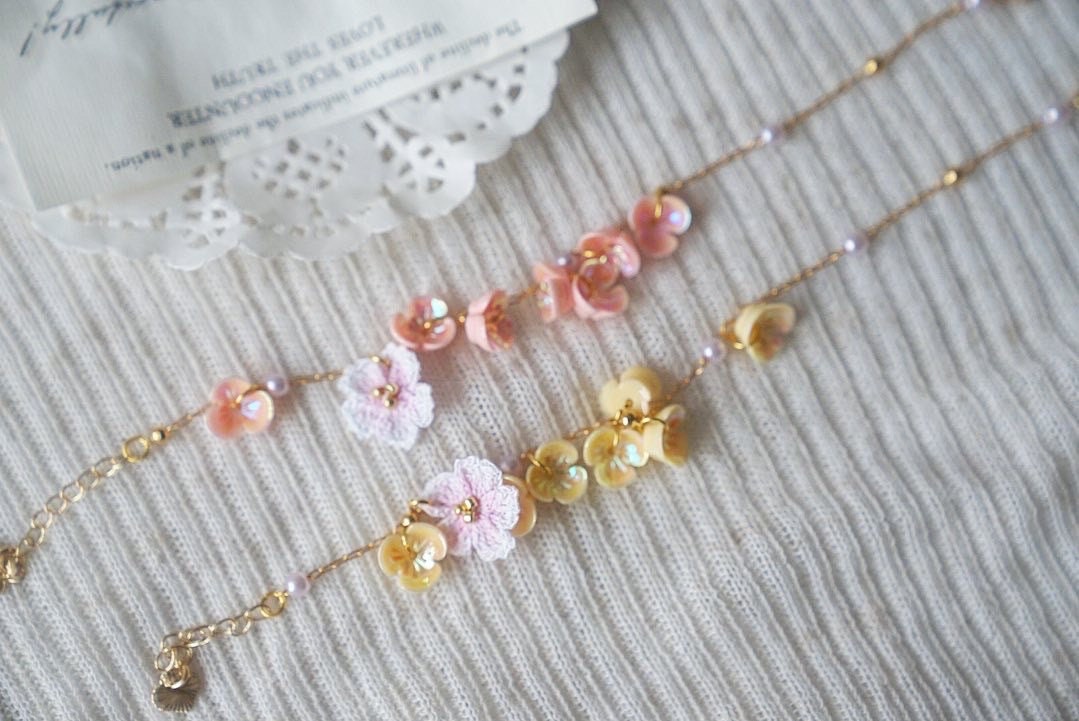 Kaoru レースフラワーブレスレット lace flower bracelet Kaoru レースフラワーブレスレット lace flower bracelet KAORU | Lace