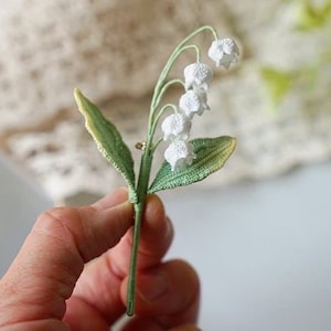 Lily of the valley brooch, Wedding boutonniere, Floral pin, Gift for mum, personalised gifts, 14k gold, Micro crochet, Birth jewelry