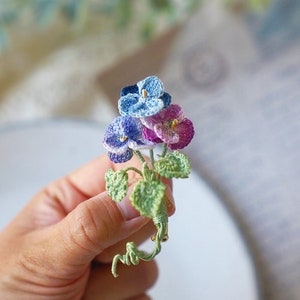 Crochet Pansy Brooch, Wedding Flower Boutonniere, Floral Pins, Flower Jewelry, Best Gifts for Her, Unique Teacher Gifts