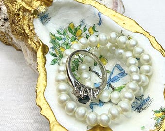 Lemon Tree Oyster Decor -  Ring Dish, Mahjong dice holder, Coastal Jewelry Holder, Handmade Oyster Shell Decor, Hostess Gift