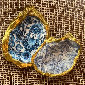 Handcrafted Chinoiserie Oyster Shell Ring Dish with Gold Leaf