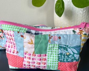 Ritszakje, patchworkzakje, bloemenzakje, make-upzakje, cadeau voor vrouwen, handgemaakt zakje, herfstzakje, gewatteerd zakje