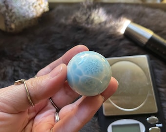 ウルグアイ産アメジストスフィア：透明感と虹 - Etsy 日本