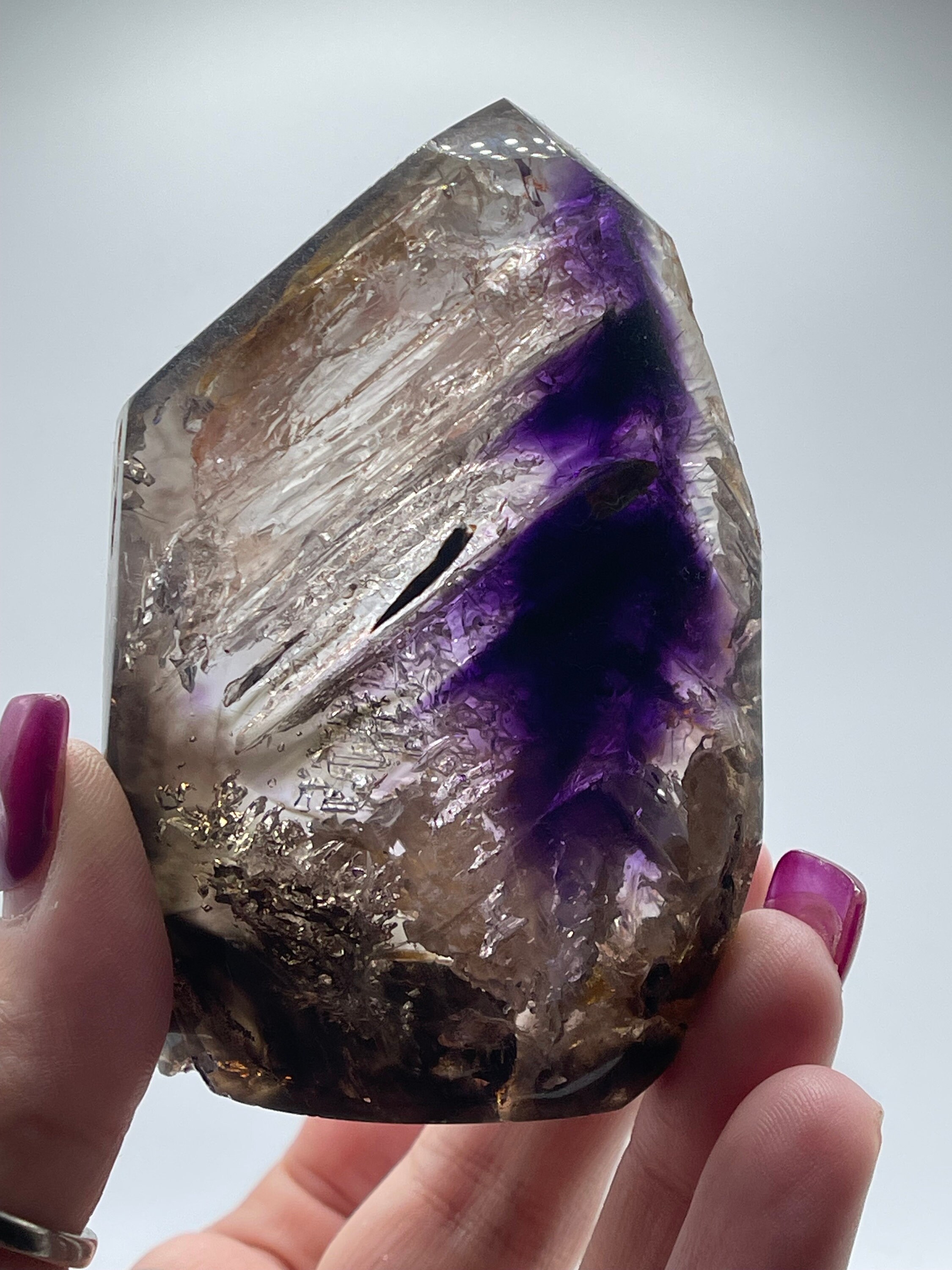 可動式のバブルと浮かぶクリスタルを備えたアメジストタワー - Etsy 日本