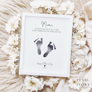 Manualidad imprimible de huellas de manos y pies para el Día de la Madre, tarjeta de recuerdo para bebé, regalo DIY para abuela, poema infantil, arte mural, tamaño carta (A4) 2025
