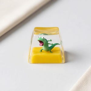 Cute Lizard Tom Keycap, Funny Resin Artisan Keycap, Keyboard Decor Gift for Friends & Gamers Style 2