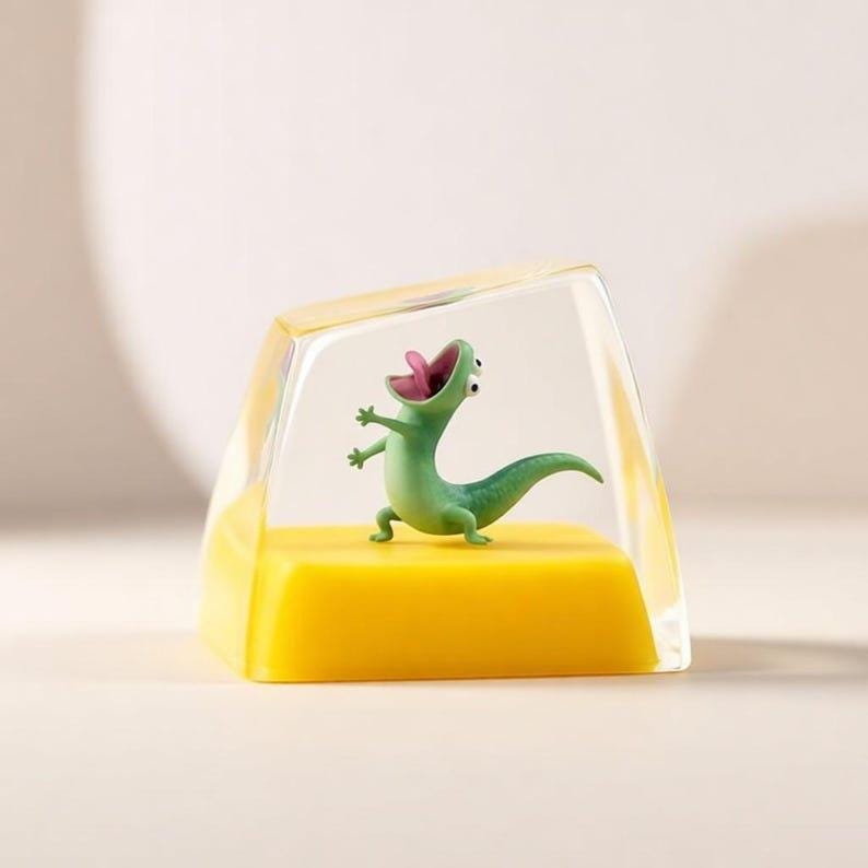 Cute Lizard Tom Keycap, Funny Resin Artisan Keycap, Keyboard Decor Gift for Friends & Gamers image 4