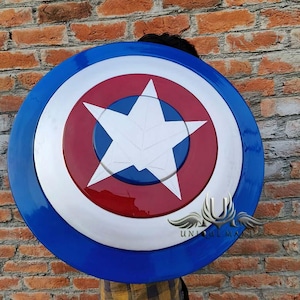 Nuovo design dello scudo di Captain America, accessorio cinematografico, replica rotonda in stile battaglia per cosplay, gioco di ruolo, scudo per Halloween e regalo di Natale
