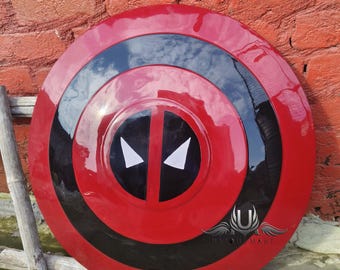 Medieval Deadpool Shield: Collectible Superhero Cosplay Prop