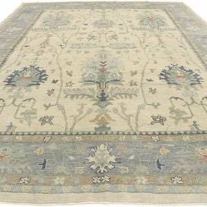 Hand-Knotted Wool Oushak Area Rug: 8x10 Classic Design
