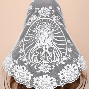 Church Mantilla, Pentecost Triangle holy virgin embroidery catholic veil Traditional mass veil chapel prayer lace veil Biały