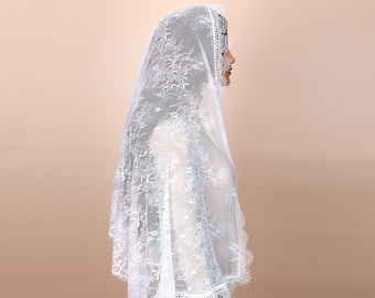 Catholic Church Lace Mantilla Veil: Long Rectangular Vintaged Spanish Chapel Mass Veil