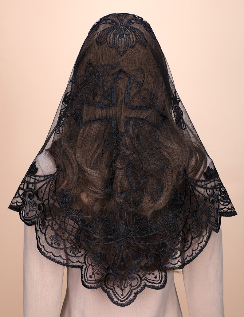 Catholic veil Triangular one piece veil Lace veil Lily flower embroidered veil Church veil Black
