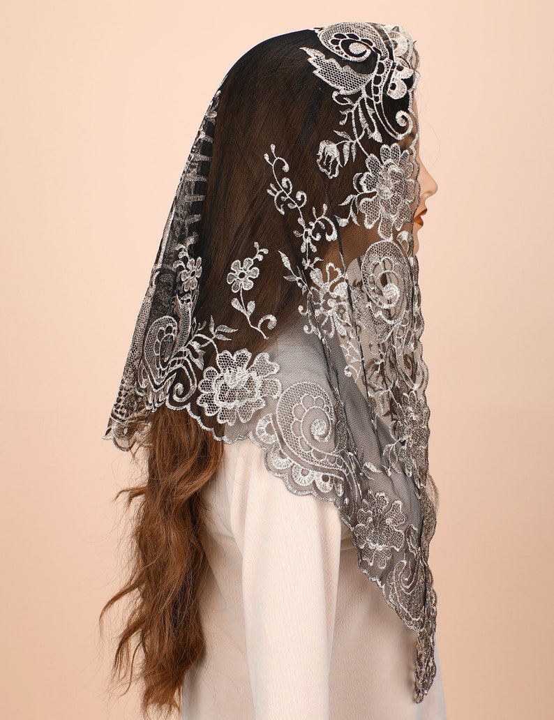 Church Mantilla, Pentecost Triangle holy virgin embroidery catholic veil Traditional mass veil chapel prayer lace veil zdjęcie 5