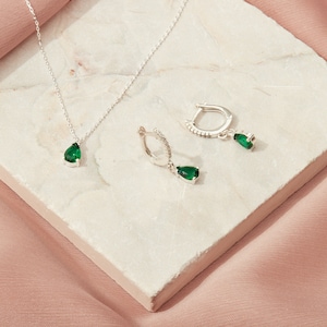 14 K Gold Emerald Drop Earrings and Necklace, Elegant Minimalist Gift, Emerald Jewelry, Timeless Birthstone Jewelry, Fine Jewelry image 6