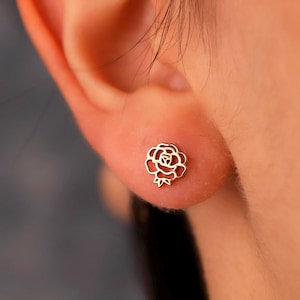 Sterling Silver Birth Flower Stud Earrings: Custom Birthday Gift