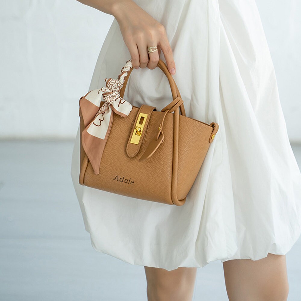 ADÈLE CAMEL BAG