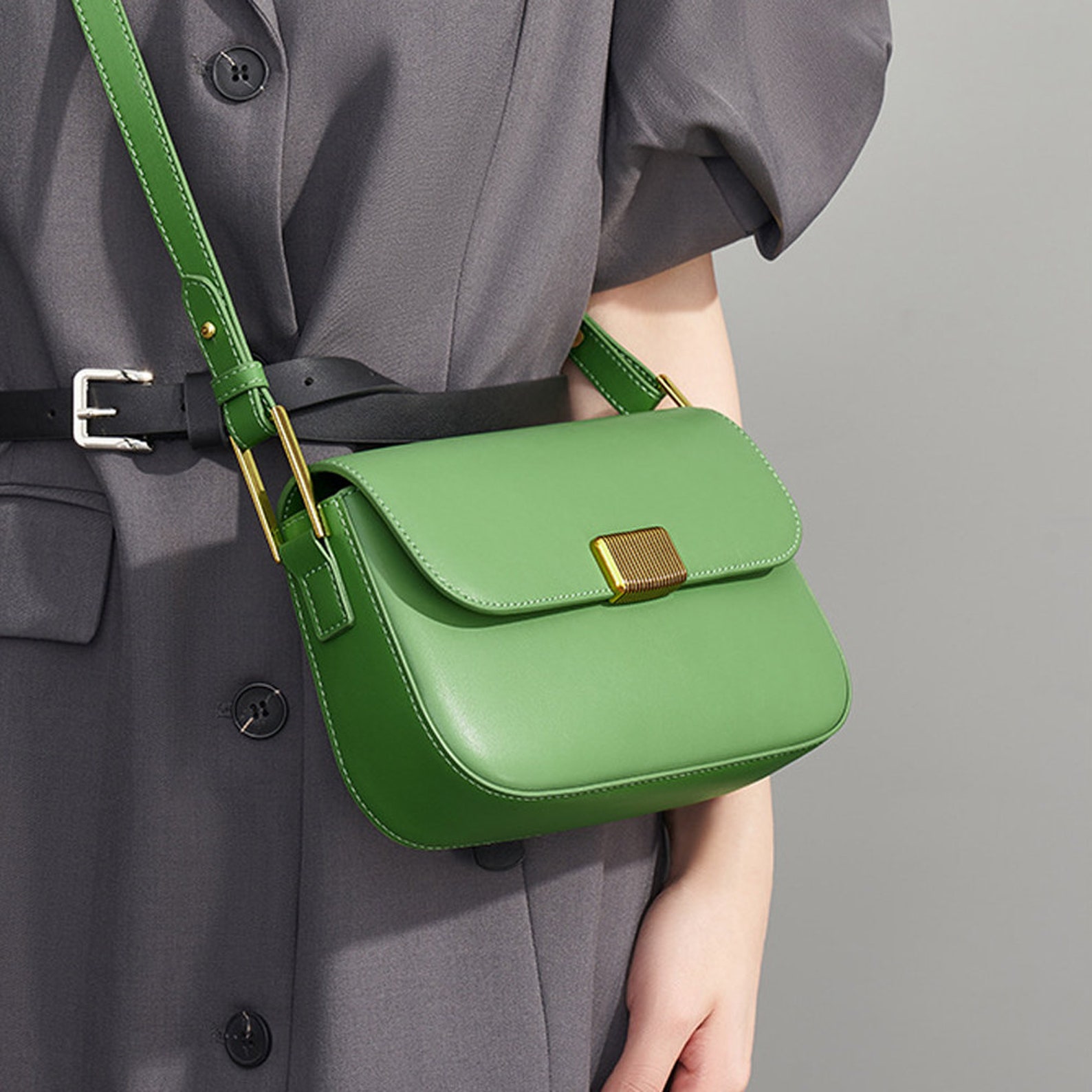 Women Underarm Crossbody Bag main image 1