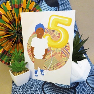 Tarjeta de cumpleaños de 5 años de edad de niño de raza negra / mixta, niño negro, tarjetas de felicitación negras, étnico, diverso, niño negro afroamericano