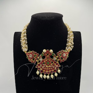 Mathavi - Premium Qualität handgemachter Kemp Stein Schmuck - Designer silber polierte Halsbekleidung mit oder ohne Perle - made in India