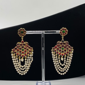 Uthra - Handmade designer earring with kemp stones and hanging white pearls - different colors available