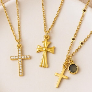 Collier croix en plaqué or 18 carats, collier croix en or délicat, cadeaux chrétiens minimalistes, bijoux de baptême petite croix, cadeau pour elle