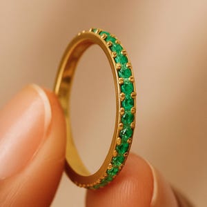 Emerald Eternity Ring, Minimalist Stacking Ring, Dainty Birthstone Eternity Band, 18k Gold Handmade Jewelry, Anniversary Gift for Her