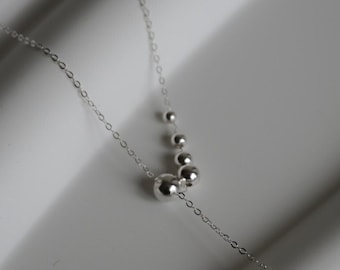 Collana di perle d'argento per donne, gioielli minimalisti unici, catena in argento sterling 925, regalo di compleanno per lei, regalo di anniversario per le donne