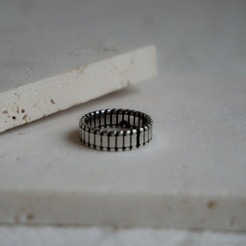 Silber Statement Ring, klobiger Sterling Silber Ring, Edgy stapelbar Ring Schmuck, minimalistisches Geschenk für sie, zierliche verstellbare Boho Ringe Bild 7