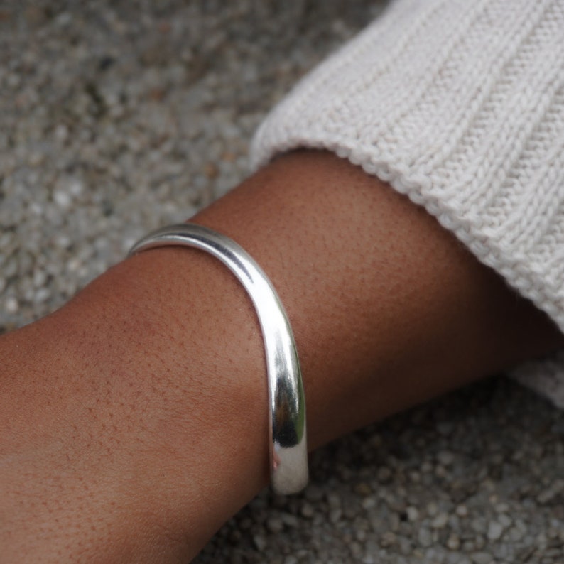 Bracelet en argent sterling 925, cadeau pour femme, jonc réglable, manchette à breloques en argent, cadeau d'anniversaire, bijoux minimalistes, jonc délicat empilable image 5